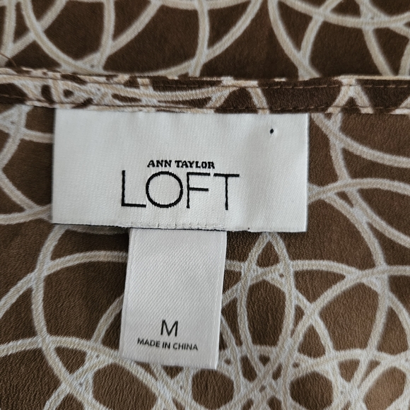 NWOT LOFT brown & cream geometric print beaded blouse top Womens Medium - Picture 6 of 8